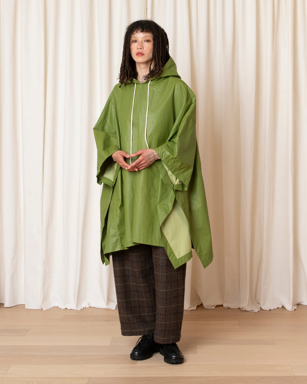 PONCHO - GRASS GREEN