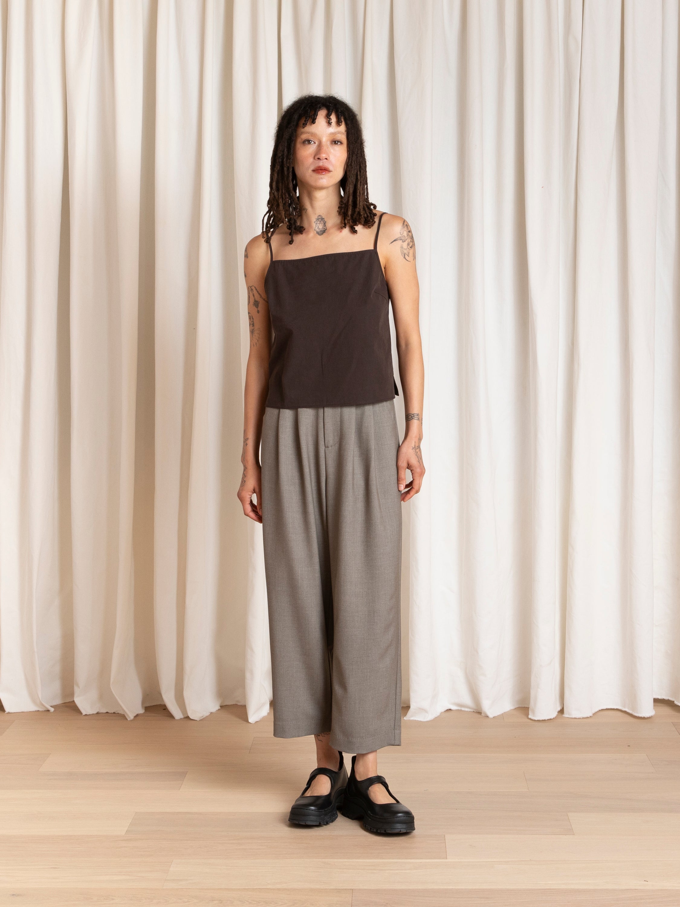 PLEATED PANT - TAUPE