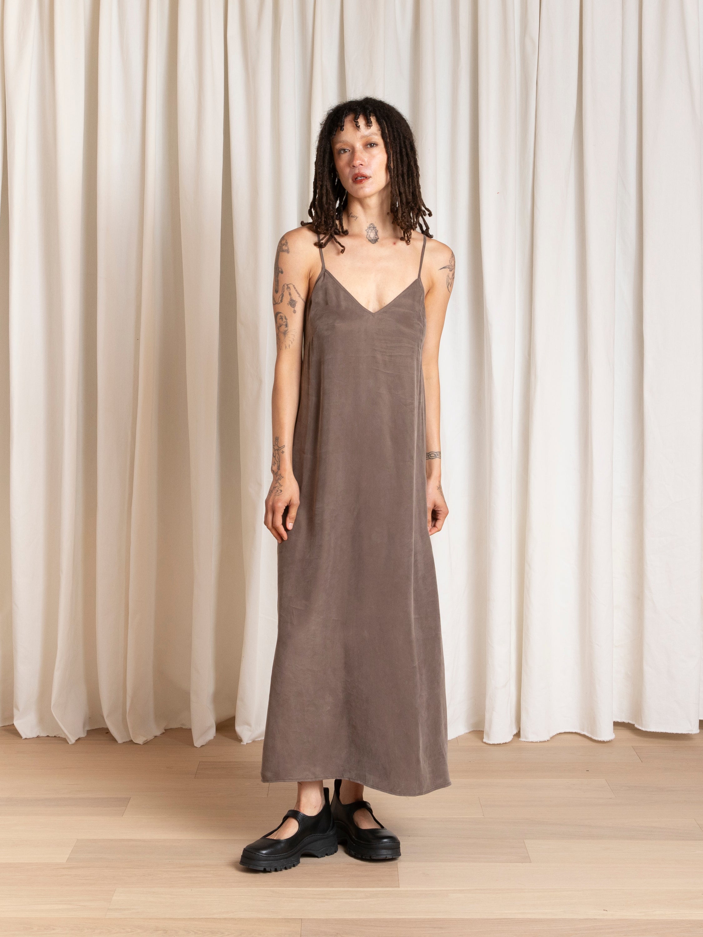 SLIP DRESS - BLACK