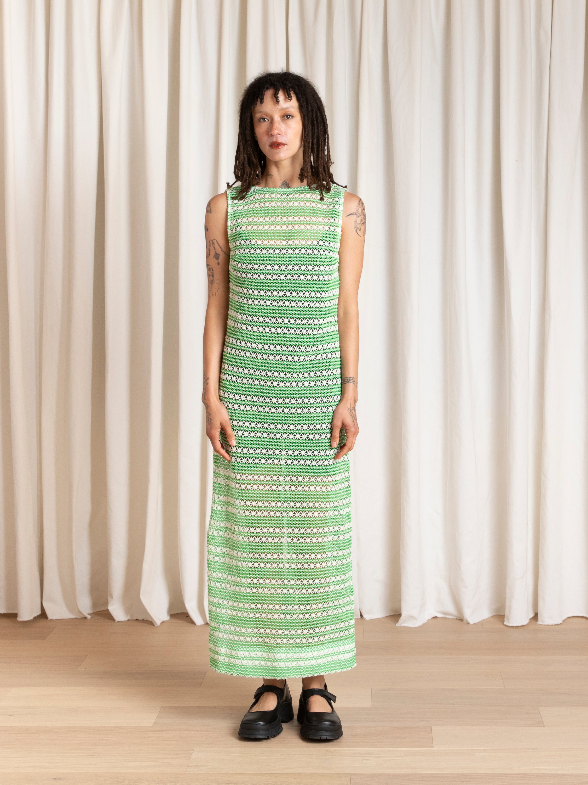 LOW BACK COLUMN DRESS - LIME/IVORY CROCHET