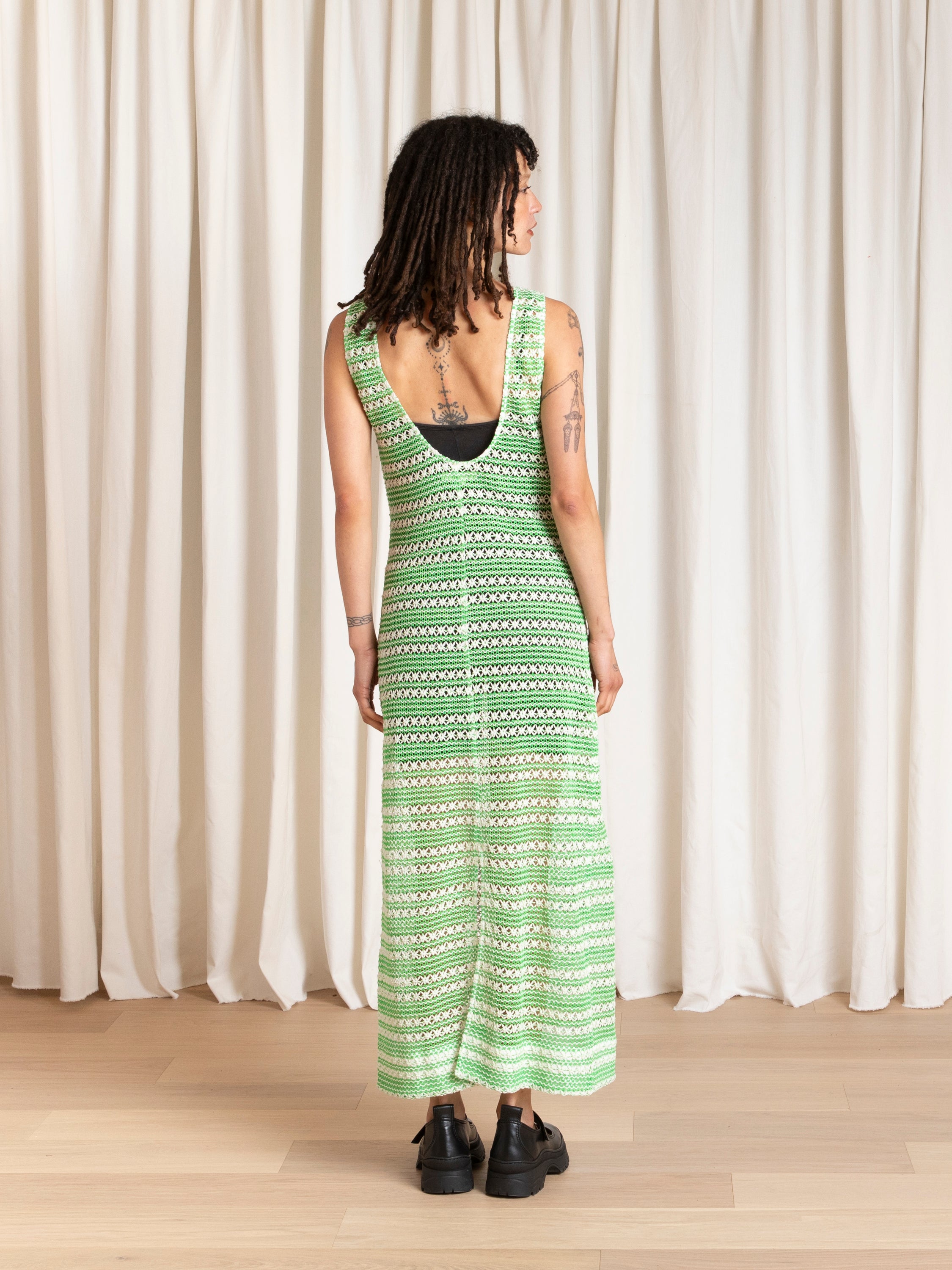 LOW BACK COLUMN DRESS - LIME/IVORY CROCHET