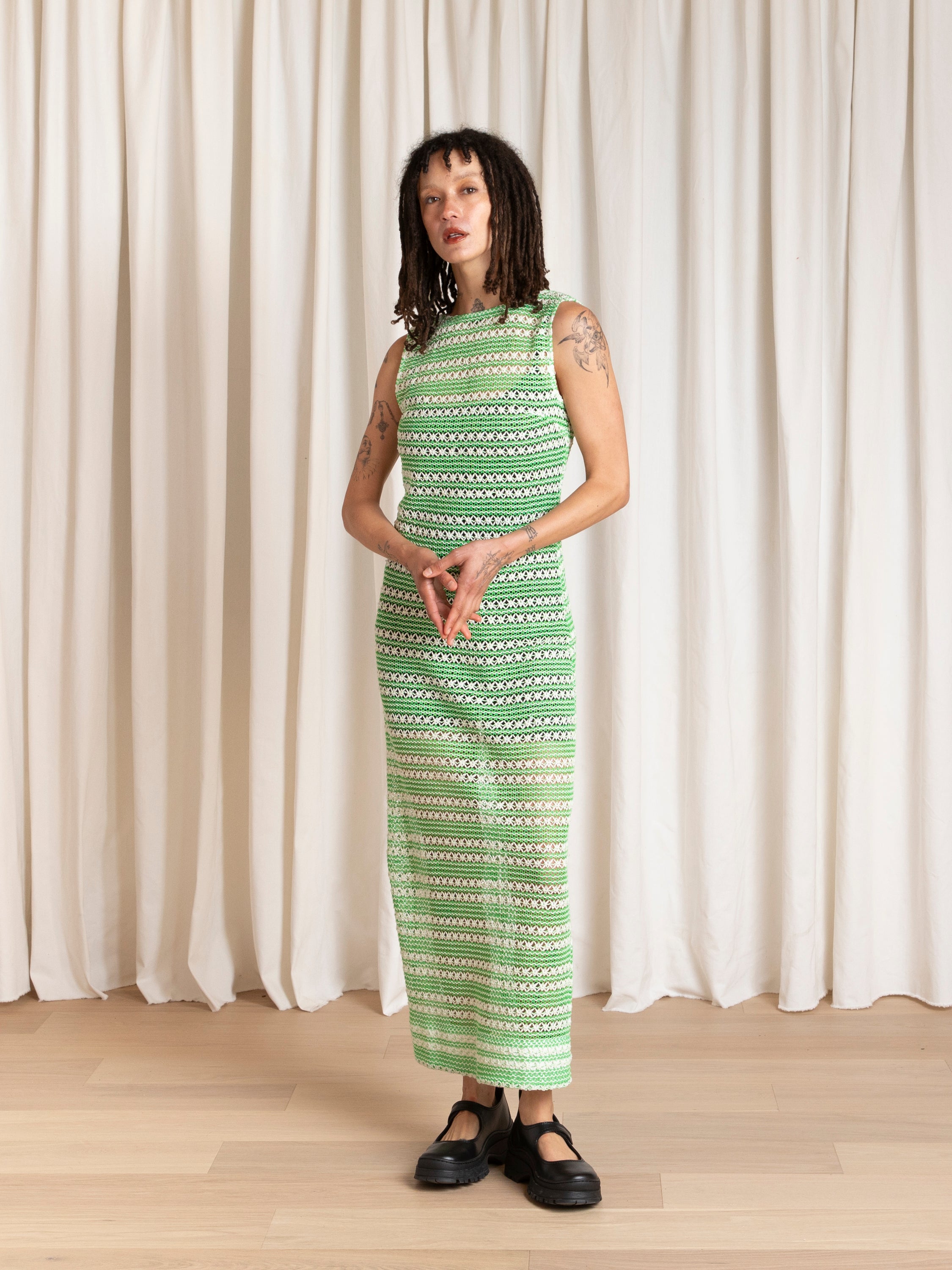 LOW BACK COLUMN DRESS - LIME/IVORY CROCHET
