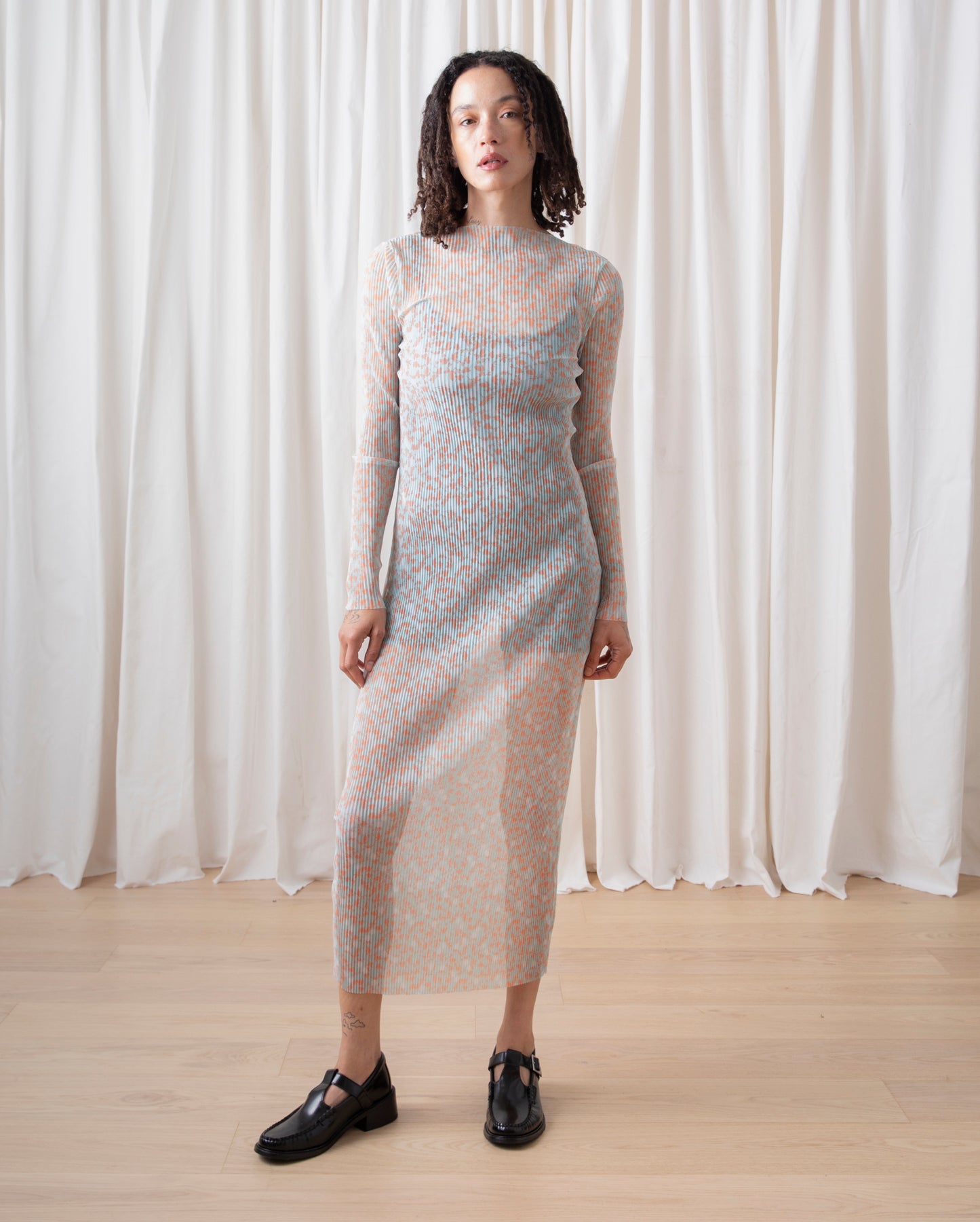 SAMPLE - PLEATED MESH DRESS - BLUE/CORAL FLOWER