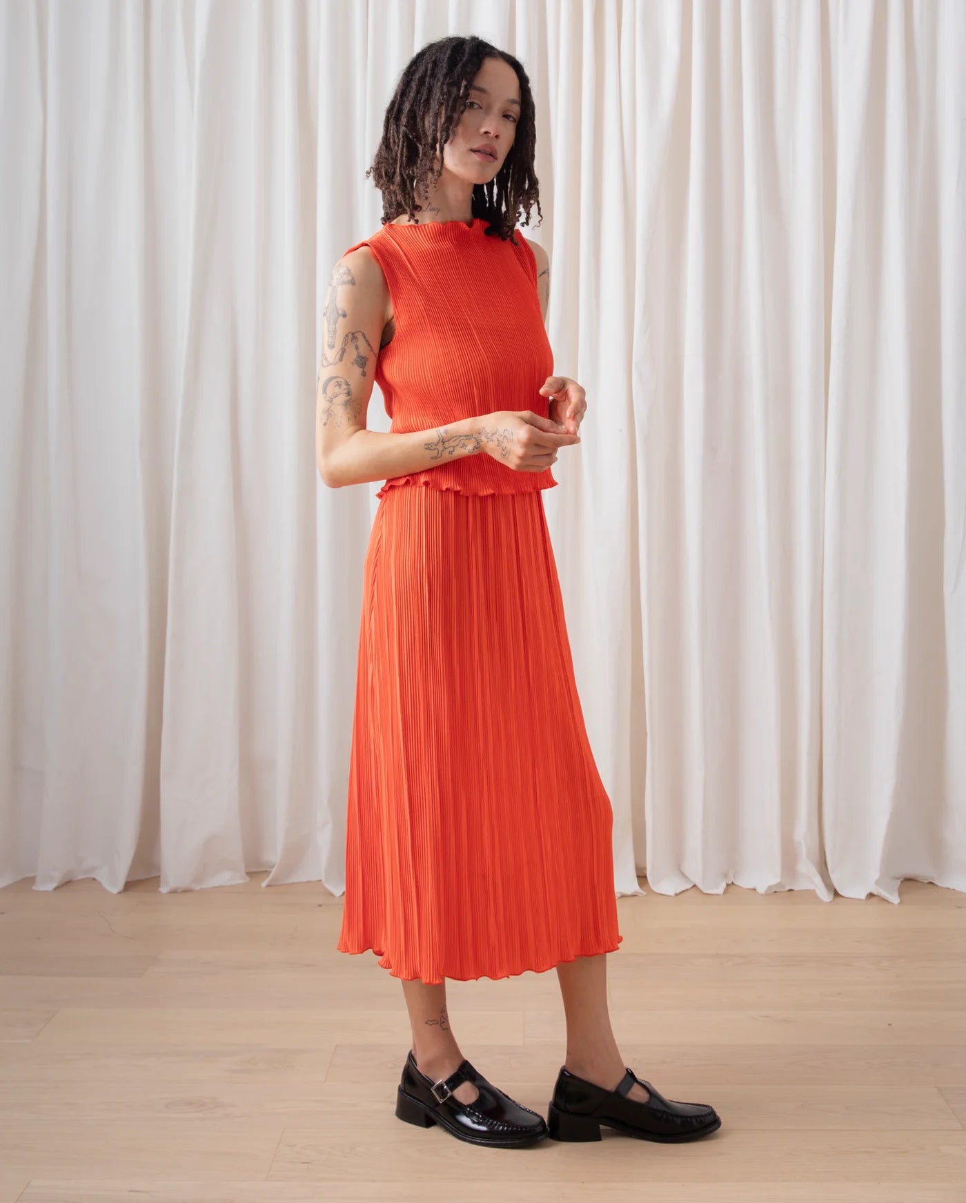 SAMPLE - PLEATED TANK - LIME