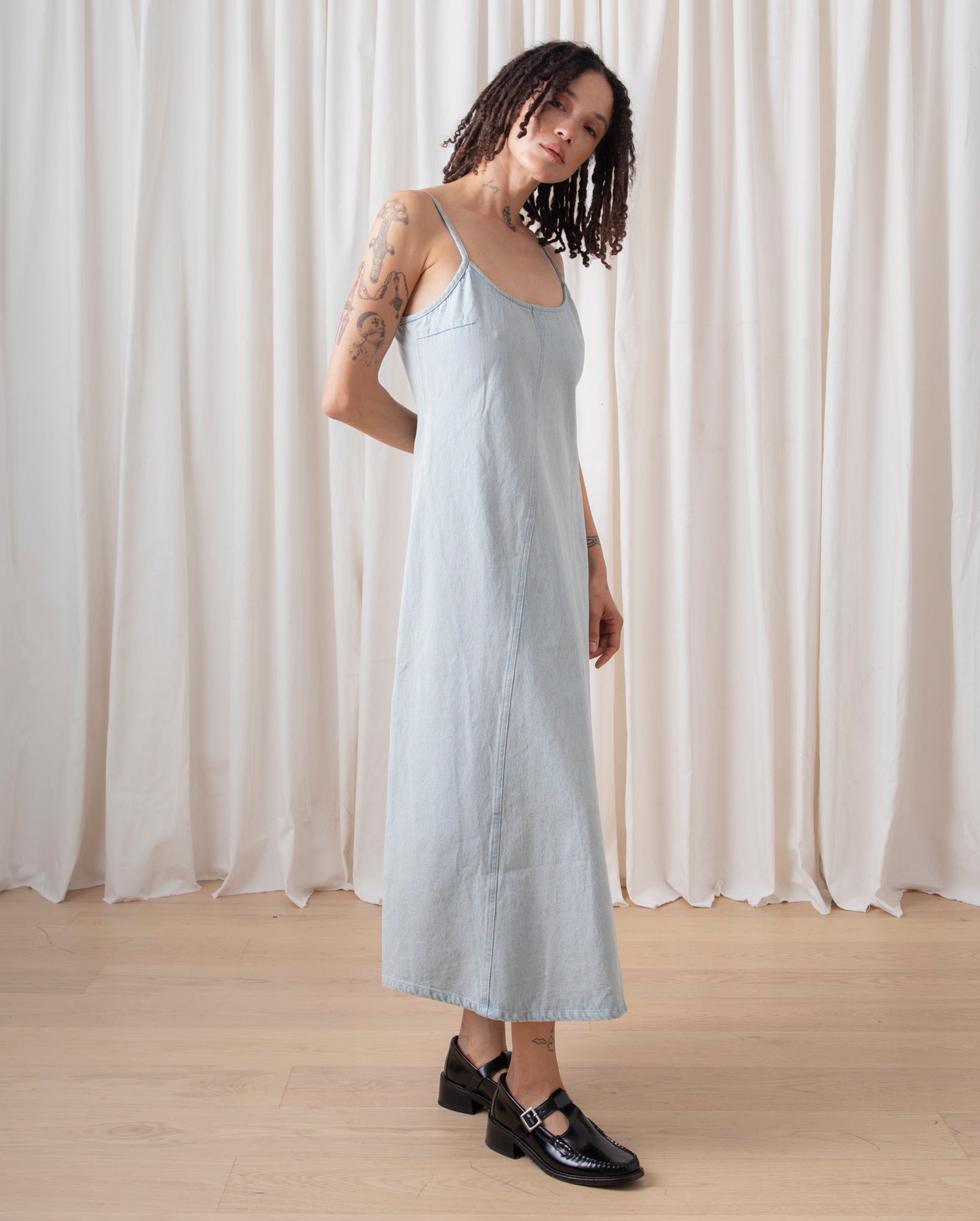 SEAMED TANK DRESS - LIGHT DENIM