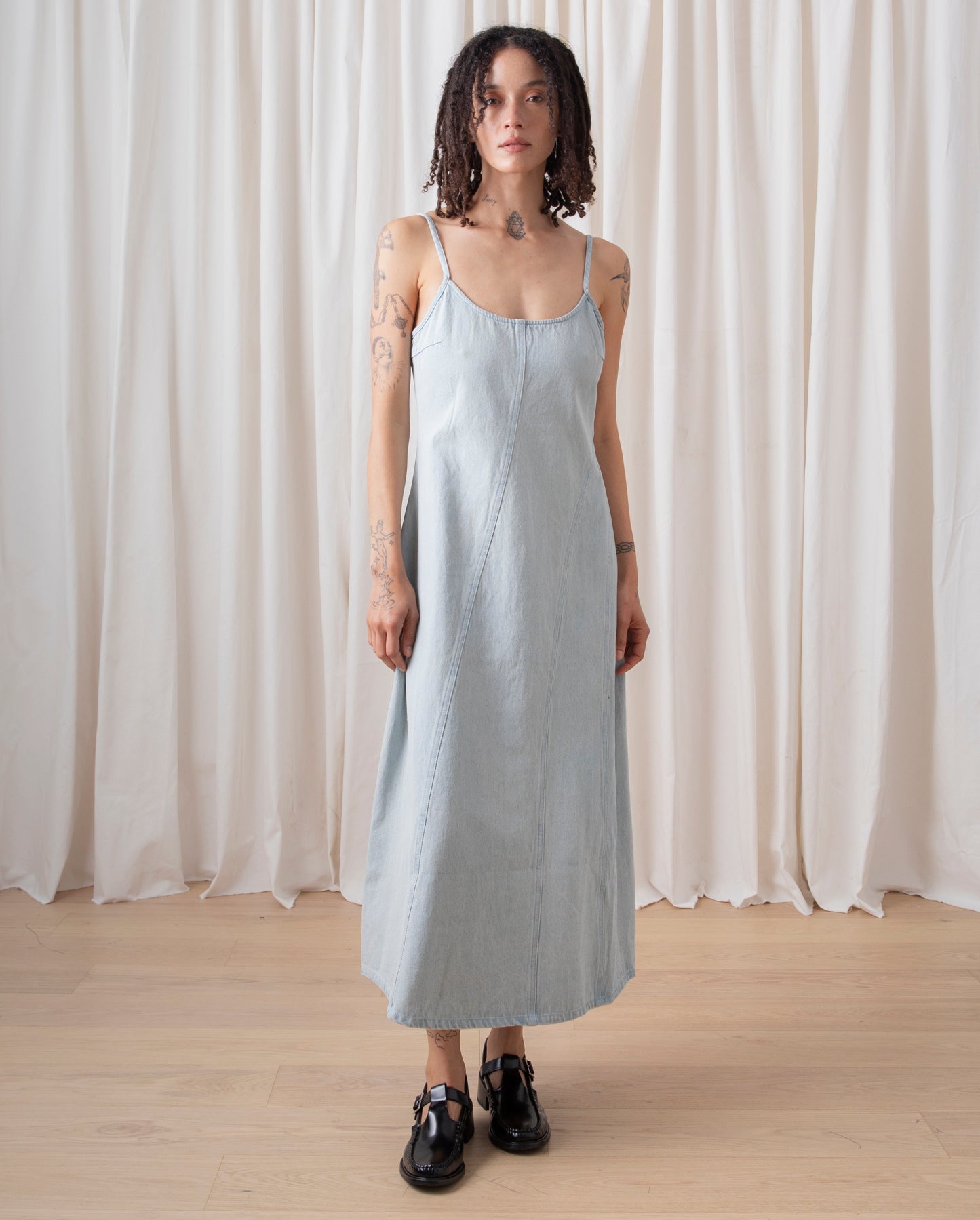 SEAMED TANK DRESS - LIGHT DENIM