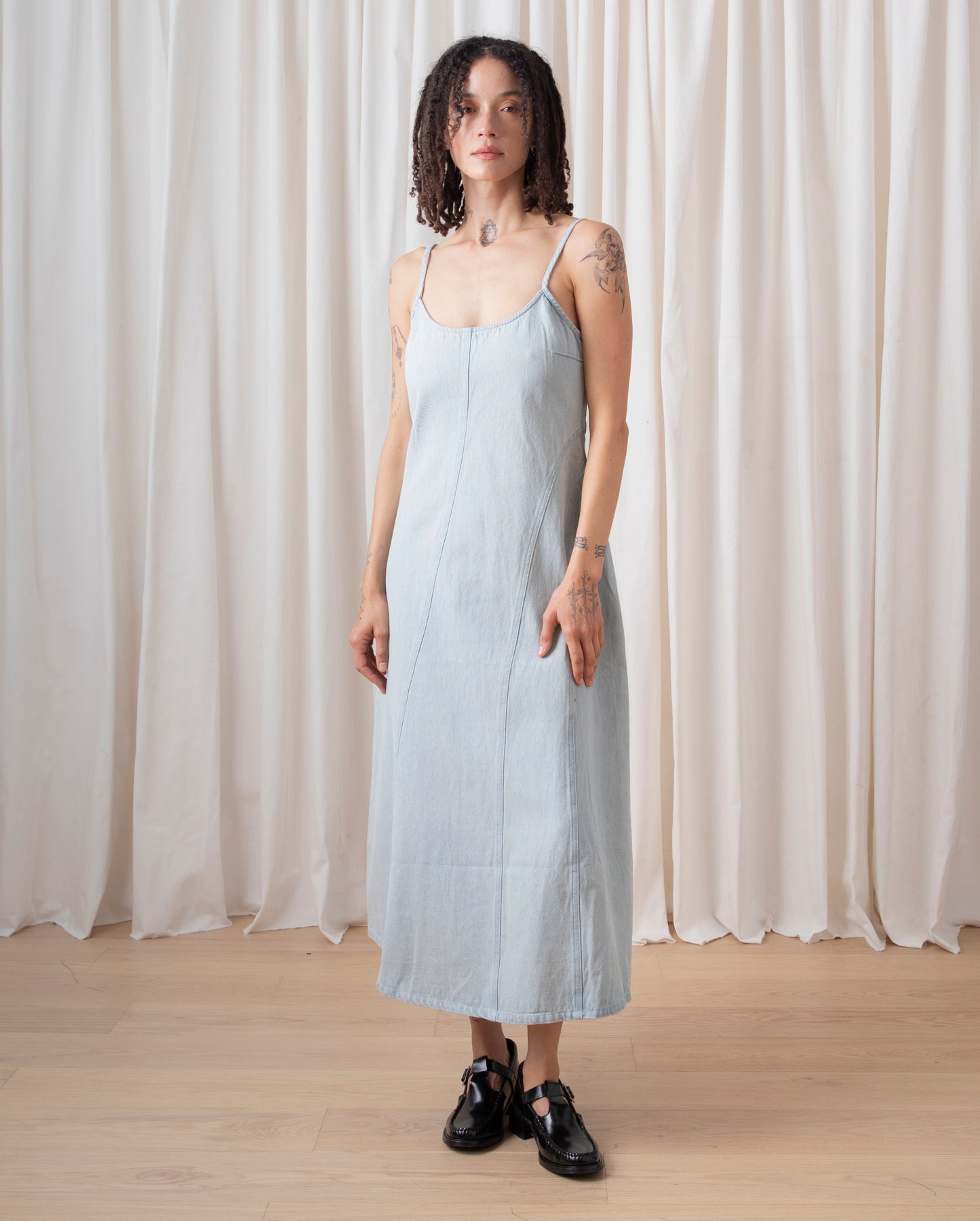 SEAMED TANK DRESS - LIGHT DENIM