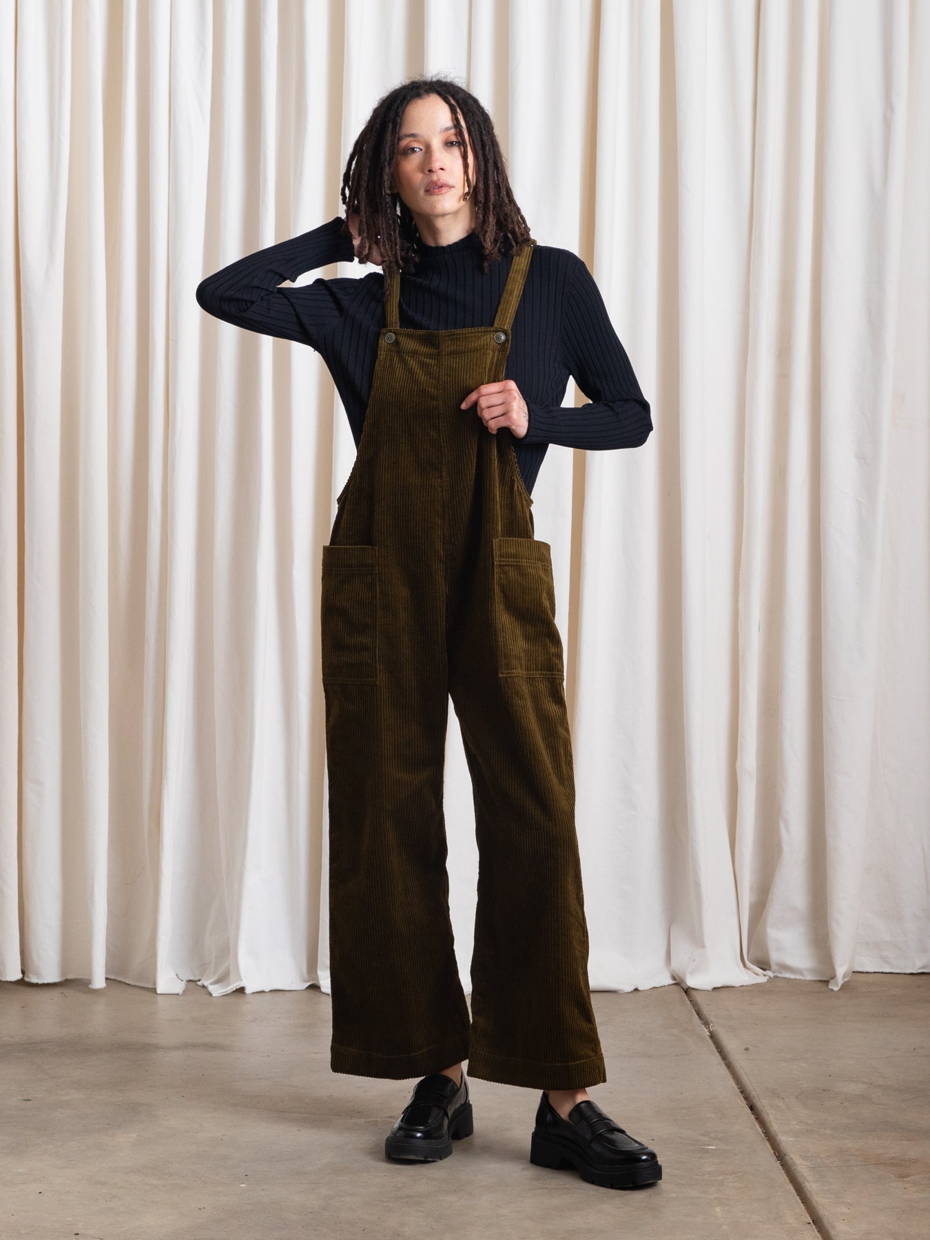 OVERALL JUMPER OLIVE CORDUROY