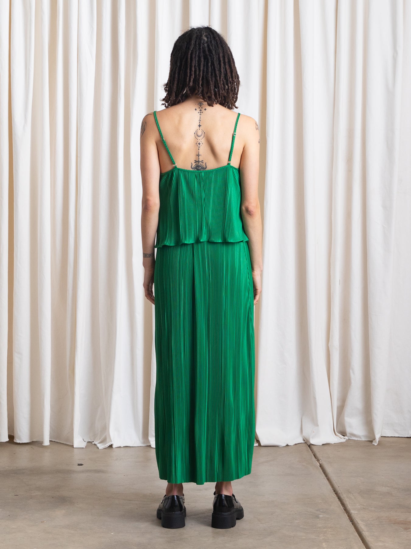 PLEATED SLIP TOP - KELLY GREEN