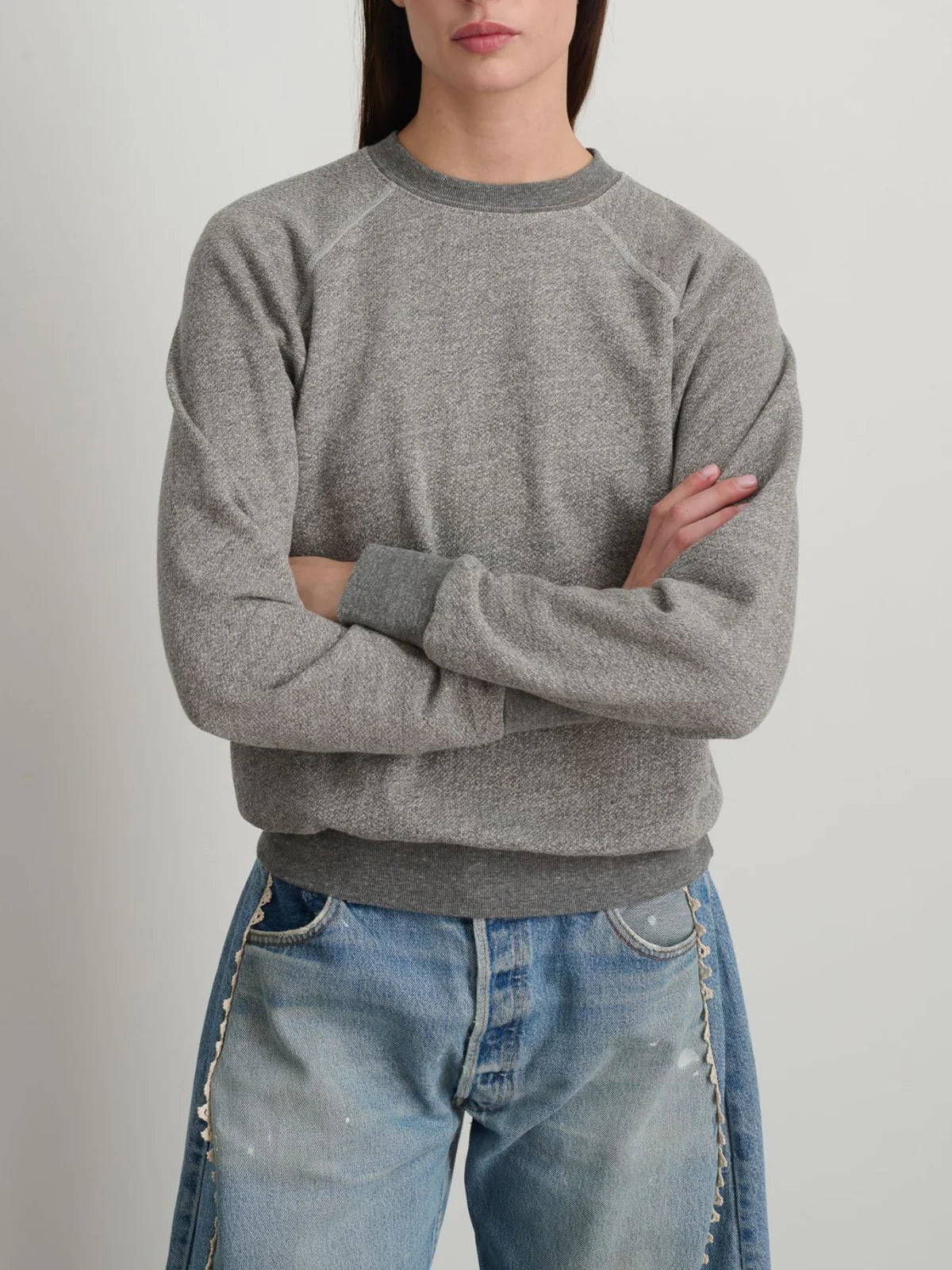 CREWNECK SWEATSHIRT - HEATHER GRAY