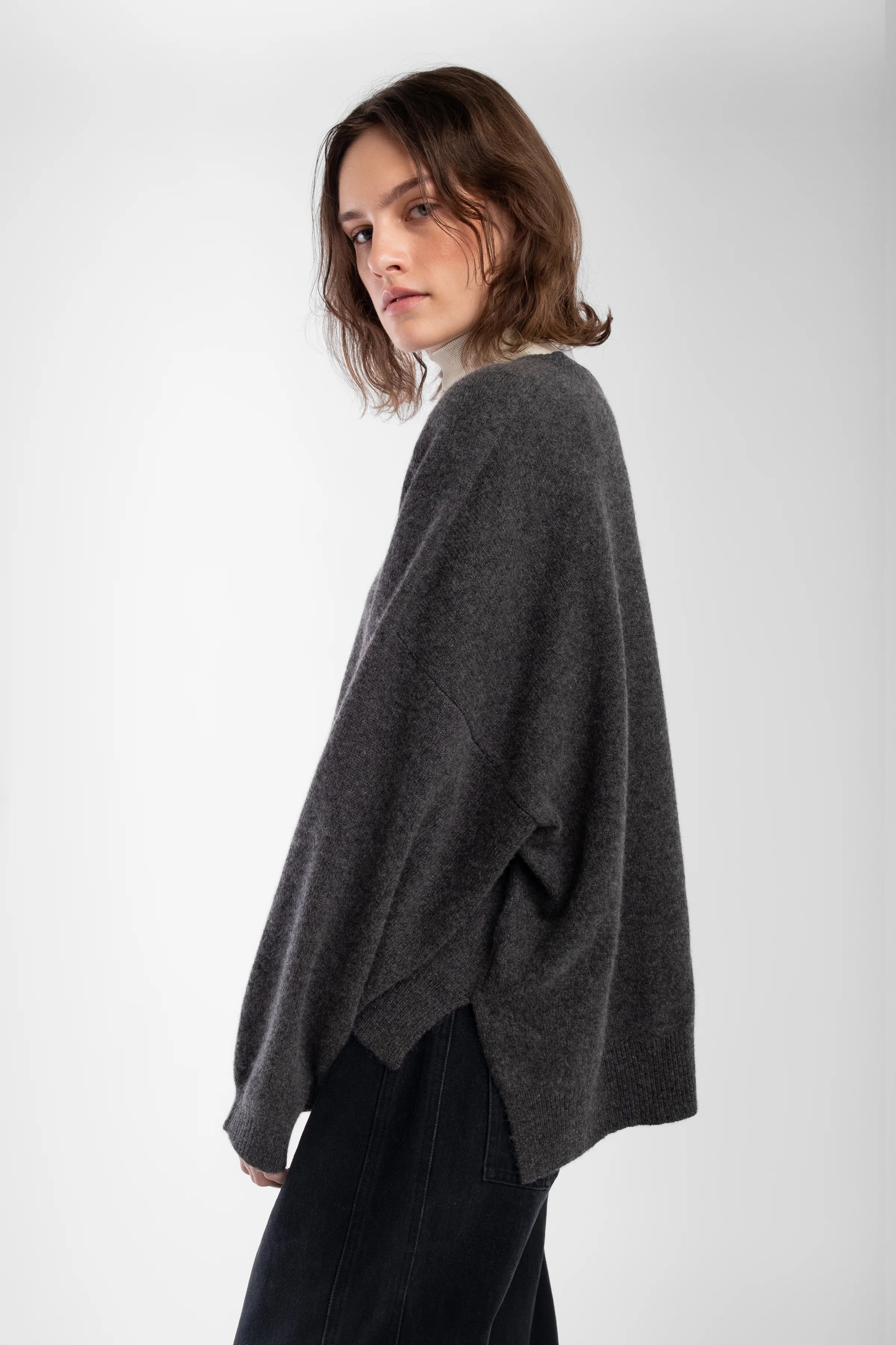 CASHMERE SHELL SWEATER - CHARCOAL