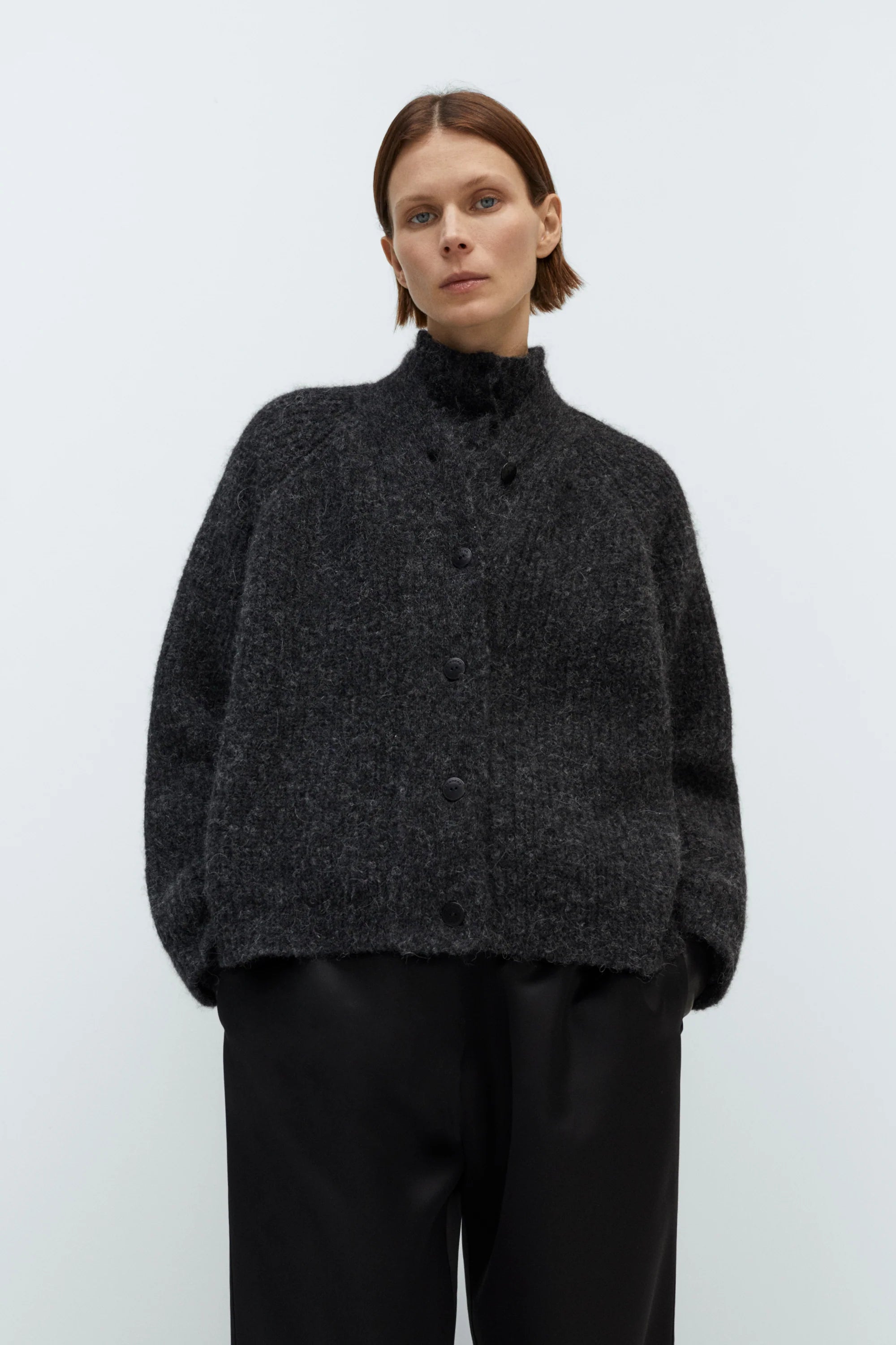 BABY ALPACA CARDIGAN SWEATER - ANTHRACITE