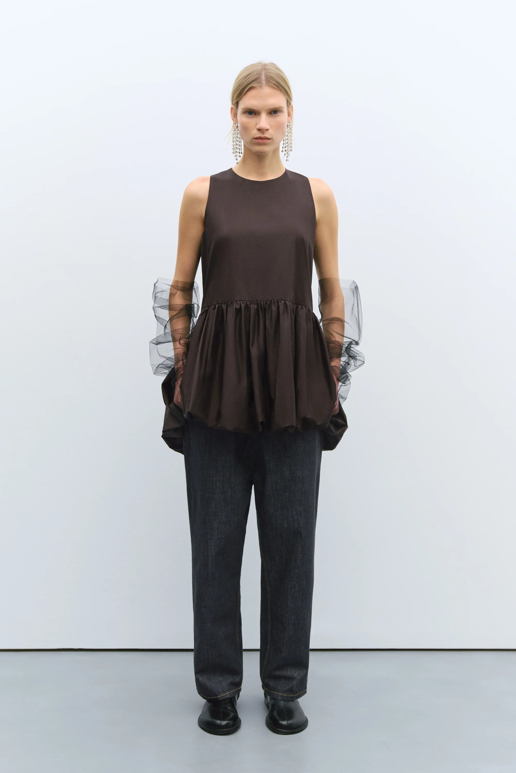 BALLOON MINI DRESS - BROWN