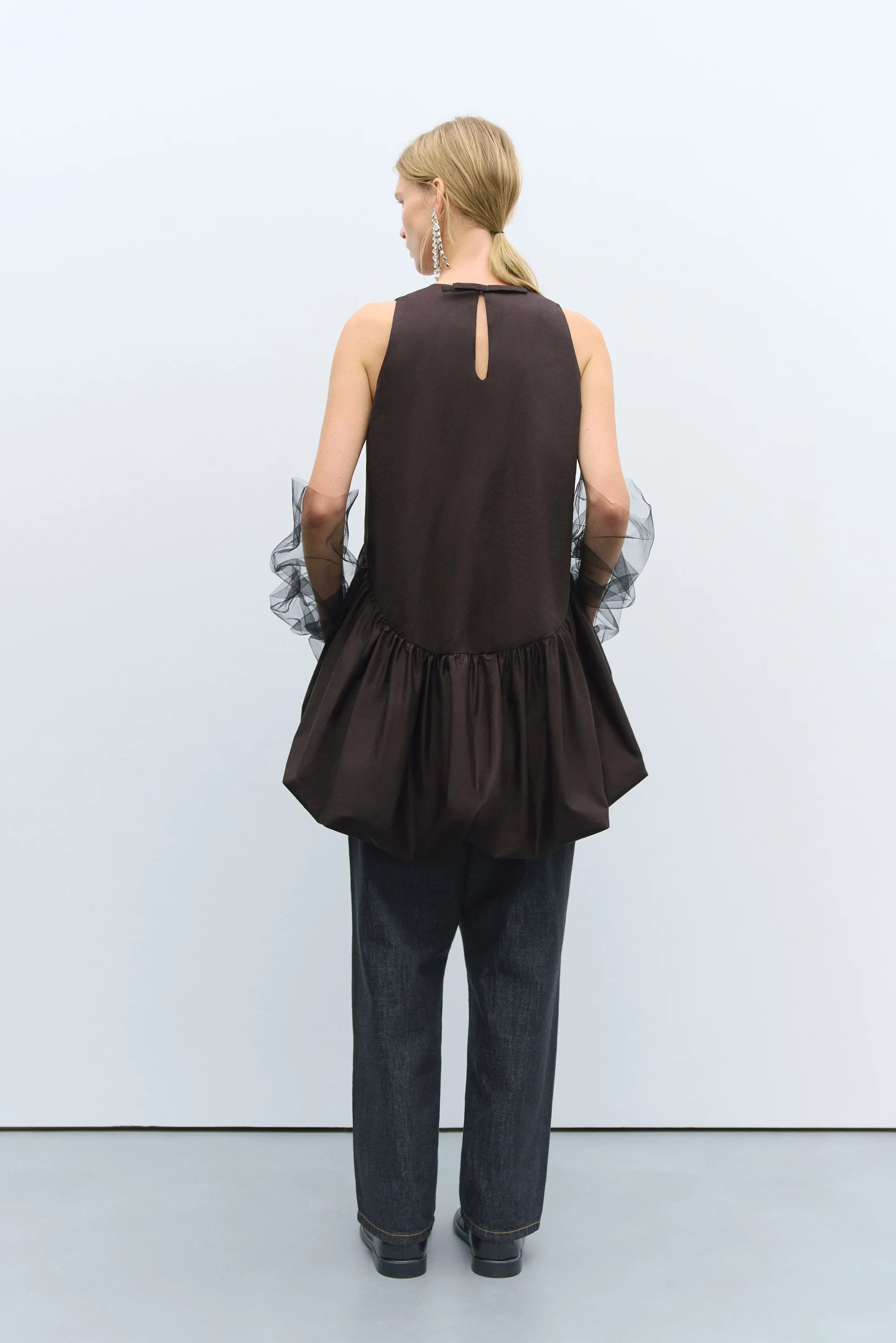 BALLOON MINI DRESS - BROWN