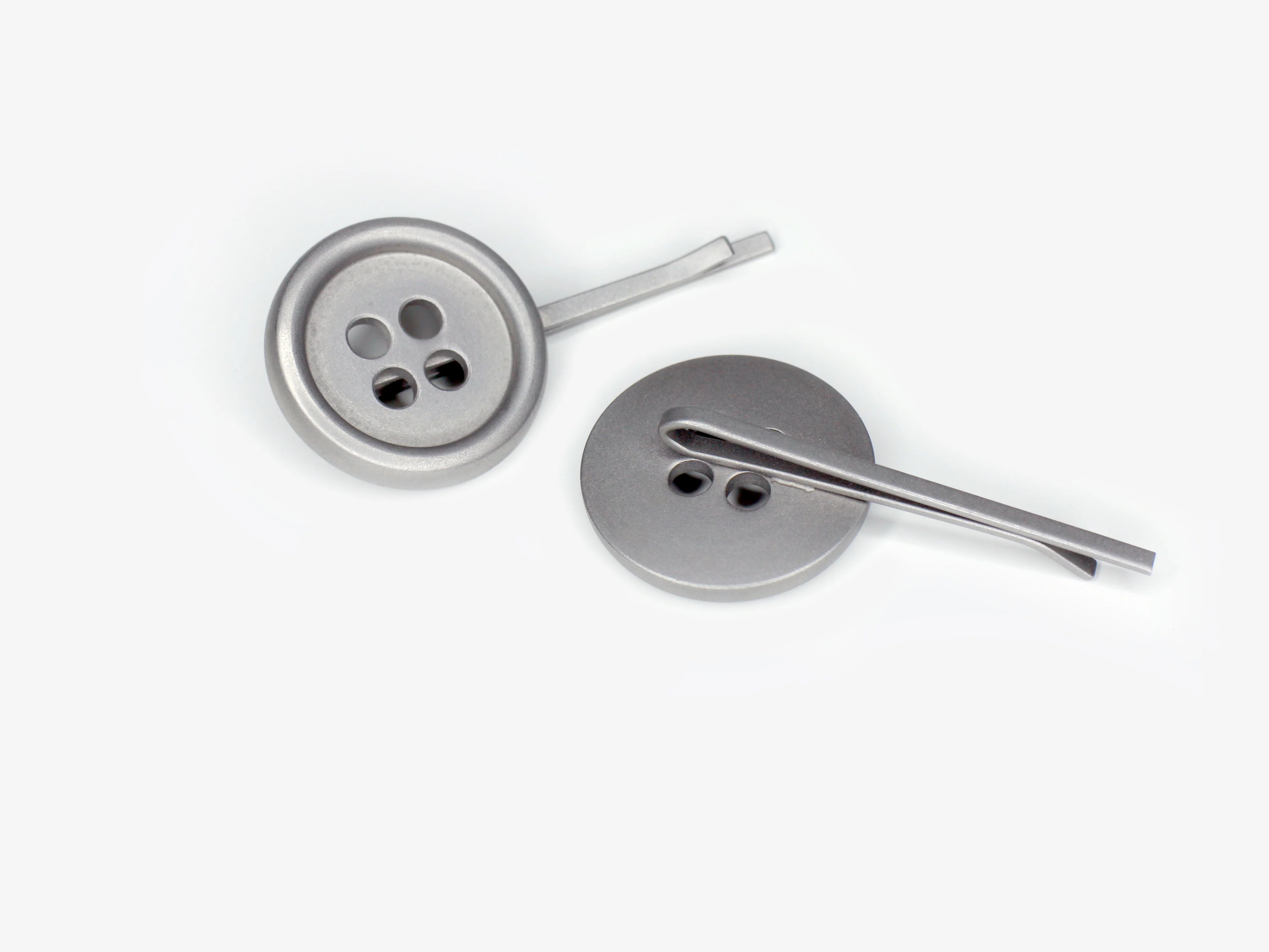 CUTE AS A BUTTON HAIRPIN