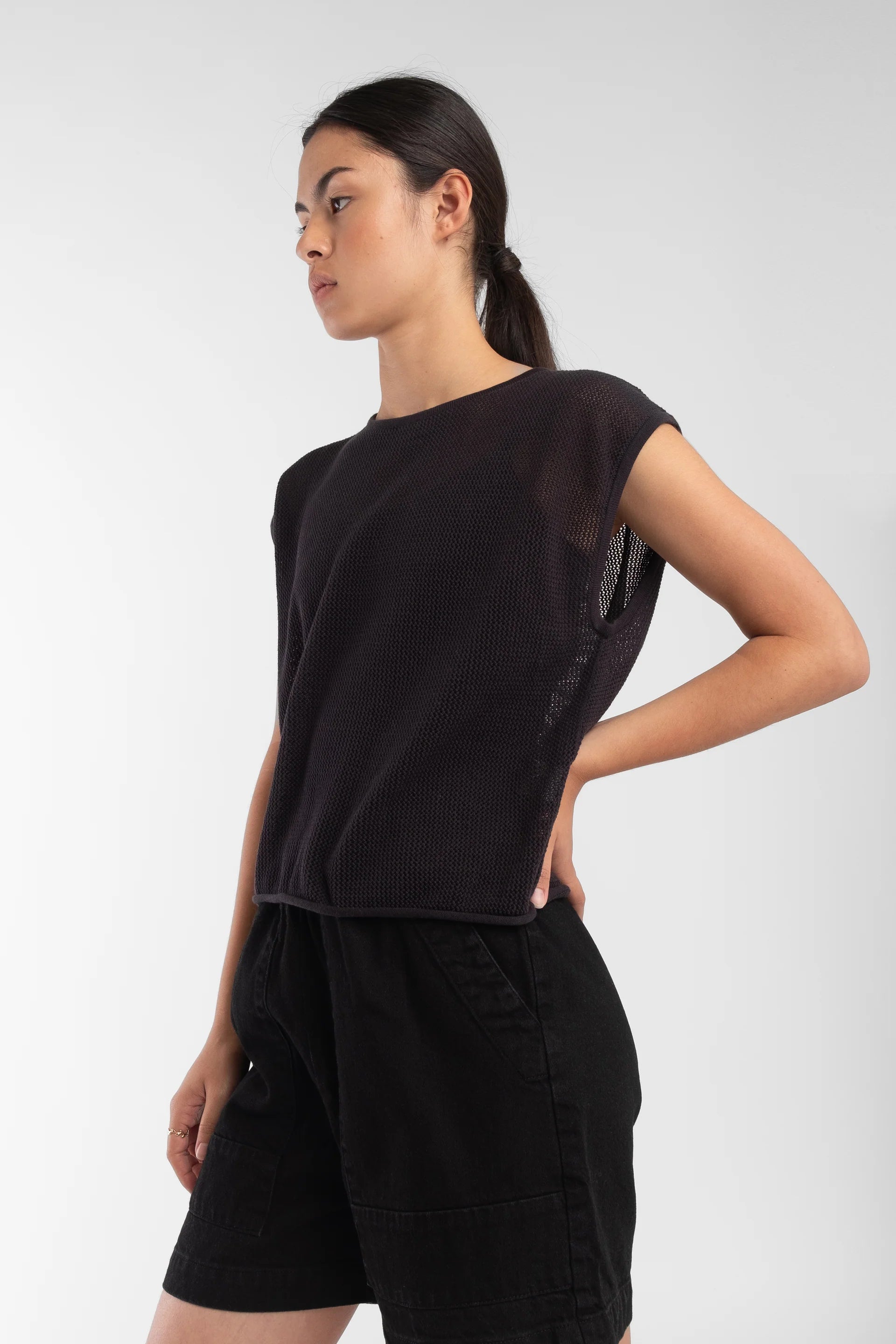FINE MESH TANK - FADED BLACK