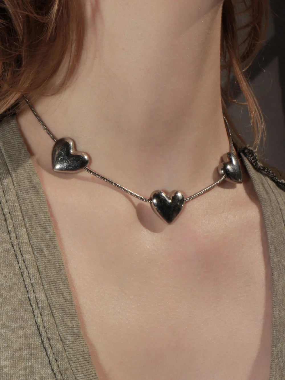 HEART STRINGS NECKLACE