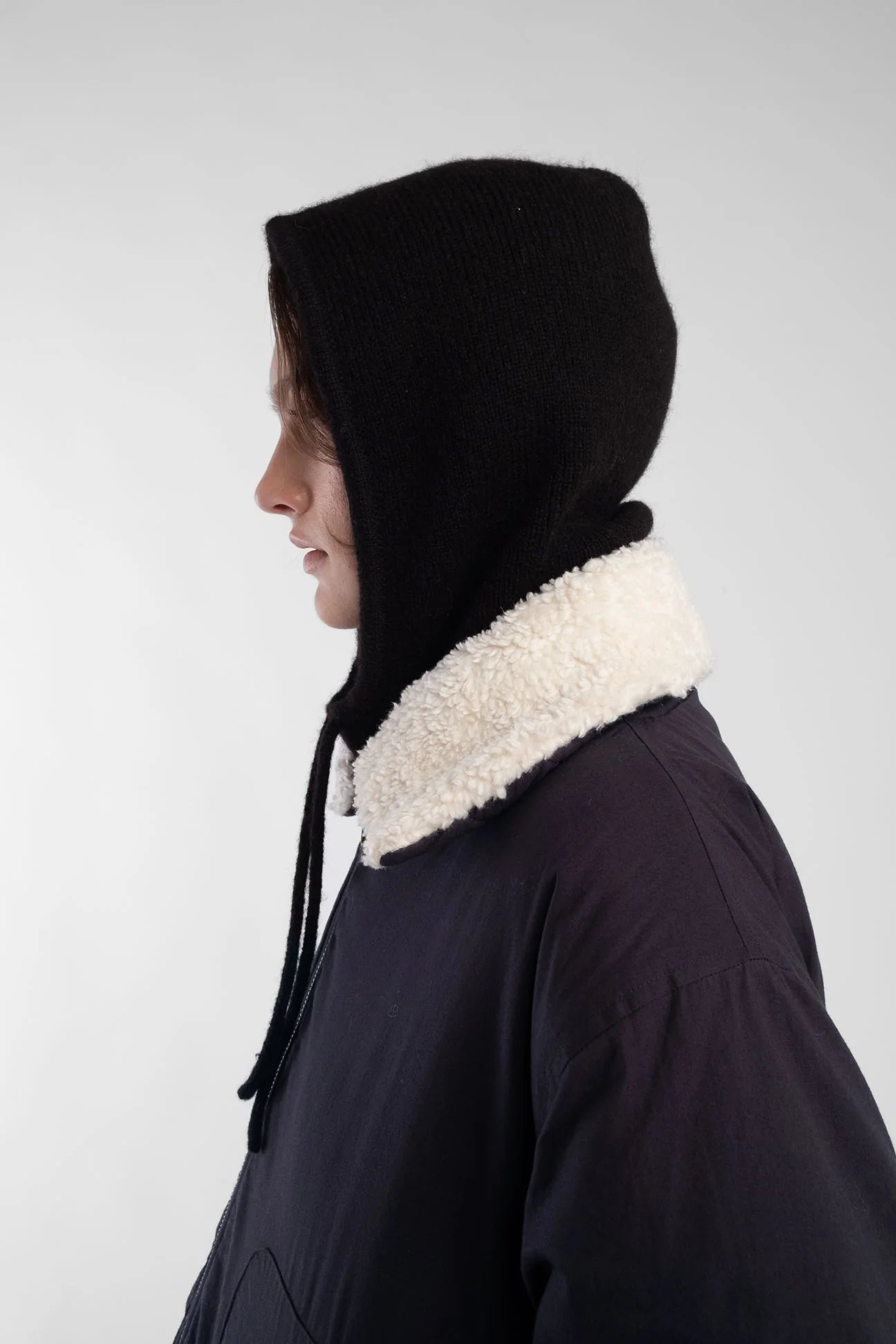 KNIT HOOD - BLACK