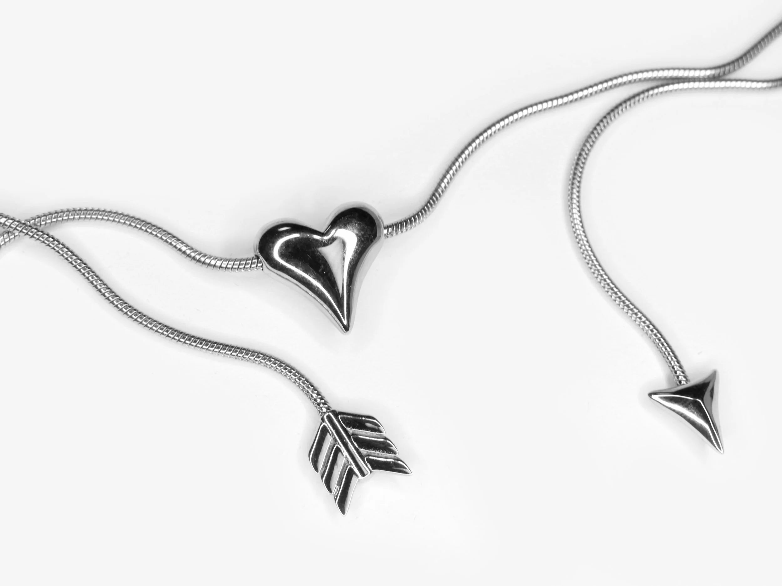 LOVESTRUCK NECKLACE