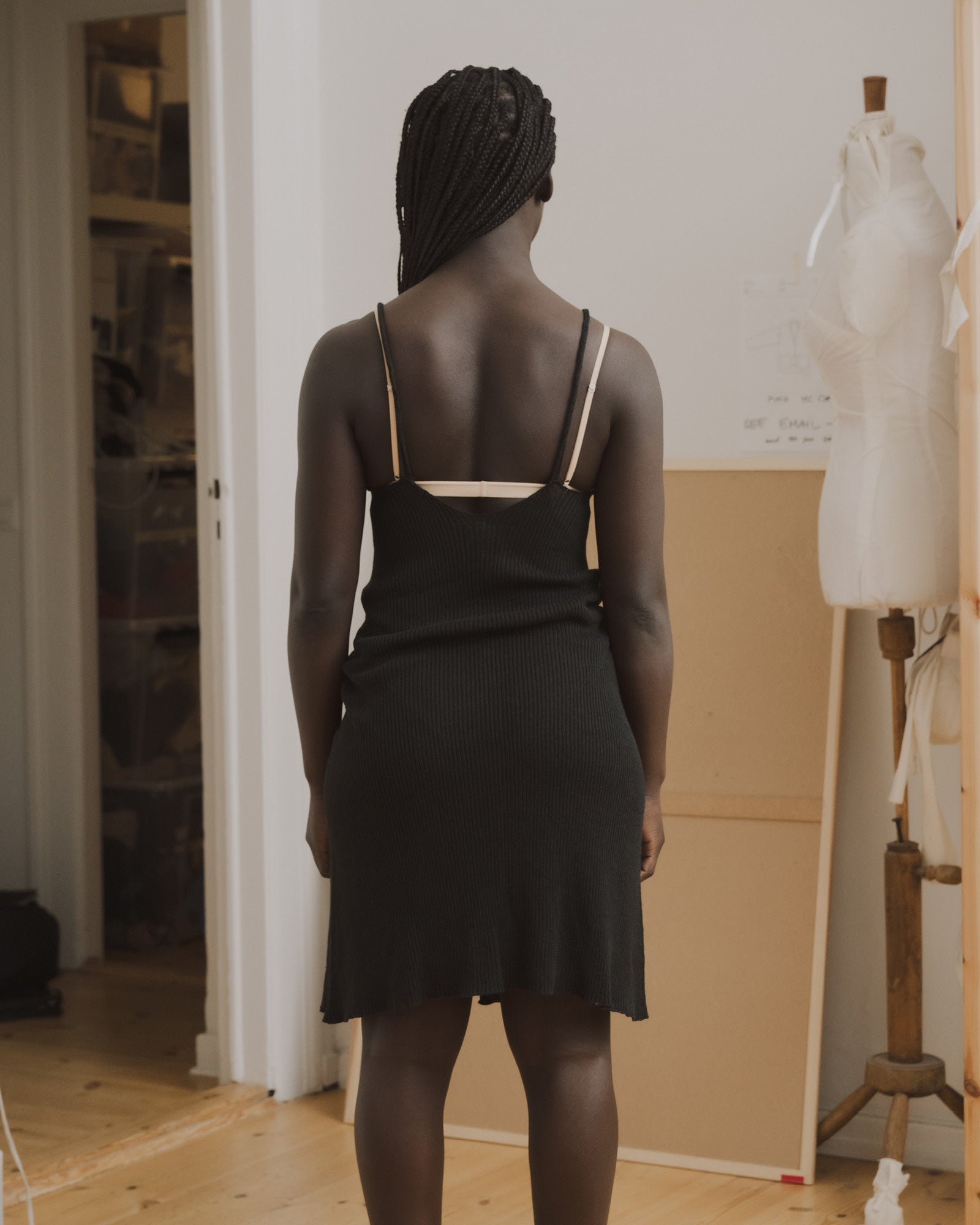 ODER DRESS - BLACK