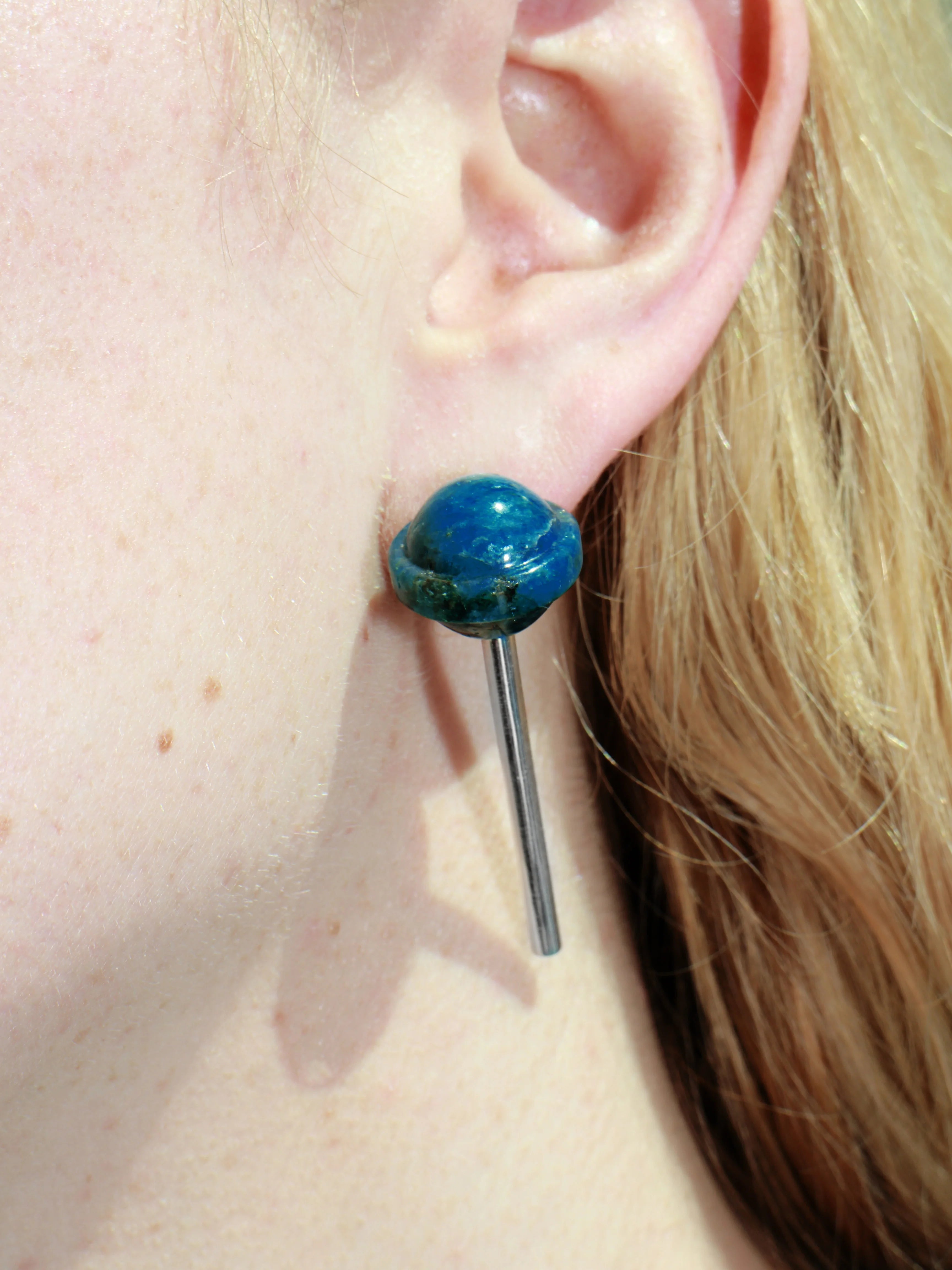 SUCKER EARRINGS - BLUE RASPBERRY