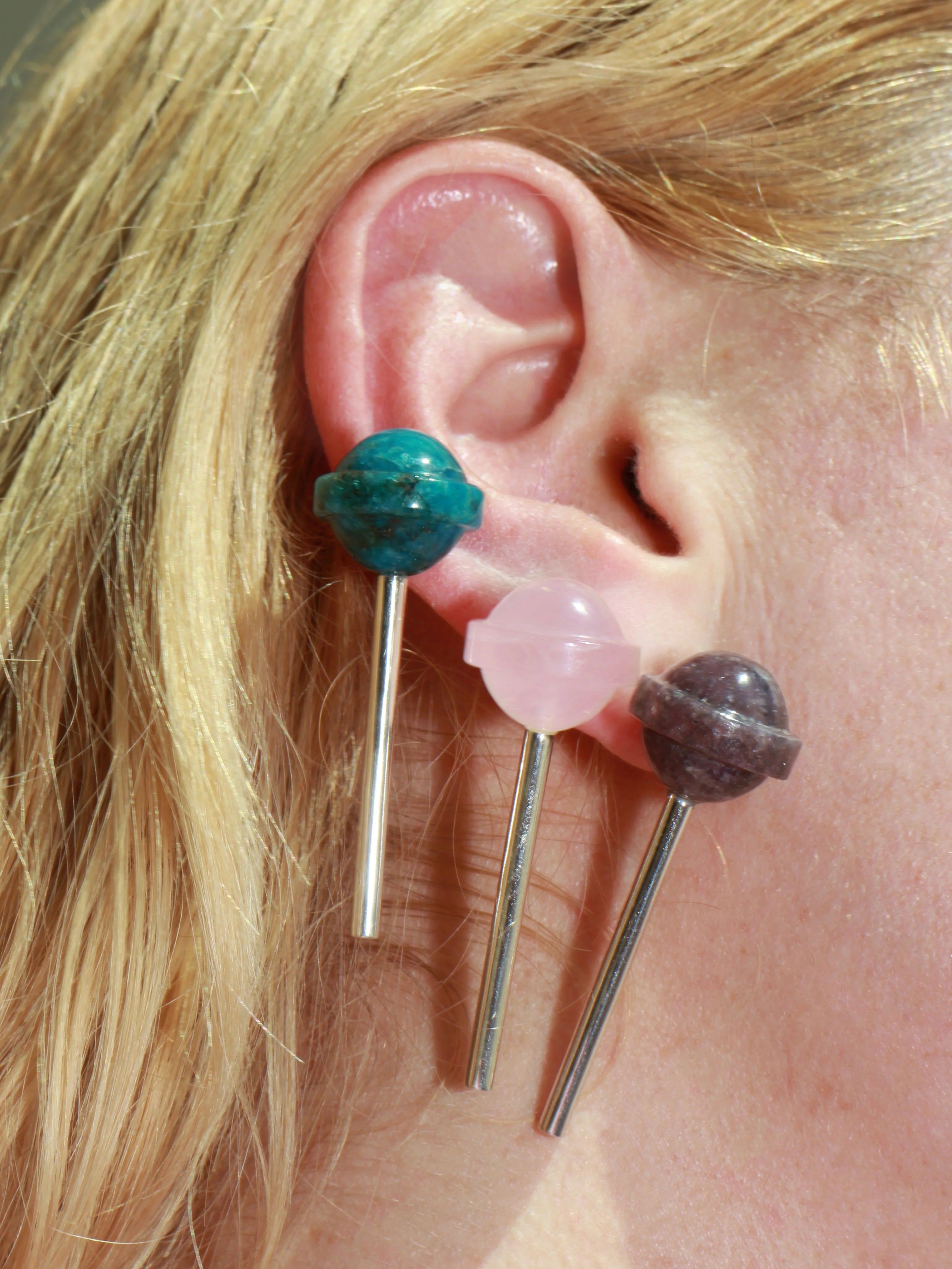 SUCKER EARRINGS - SOUR GRAPE