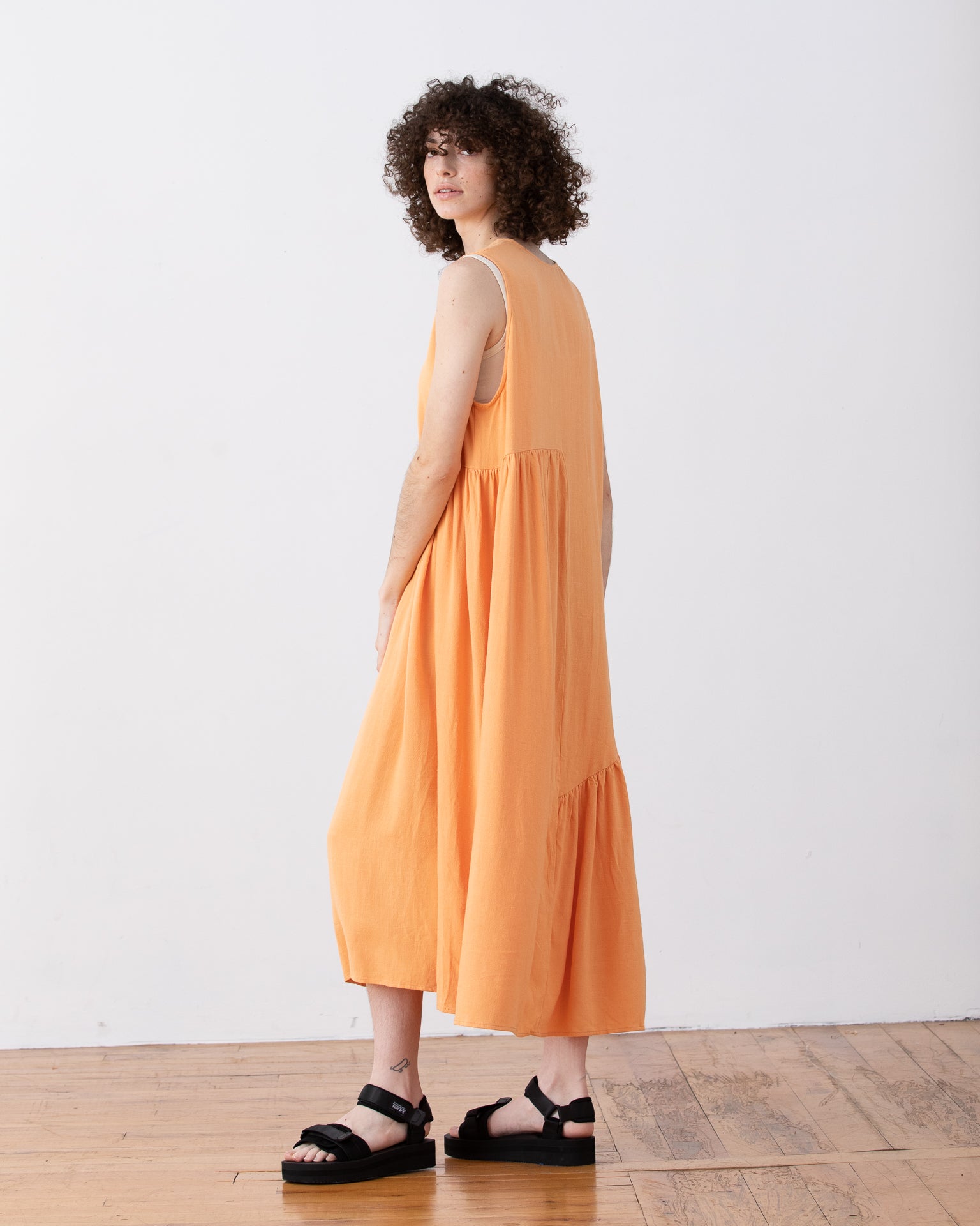 SAMPLE - V-NECK DRESS W/ GATHERS - SHERBET