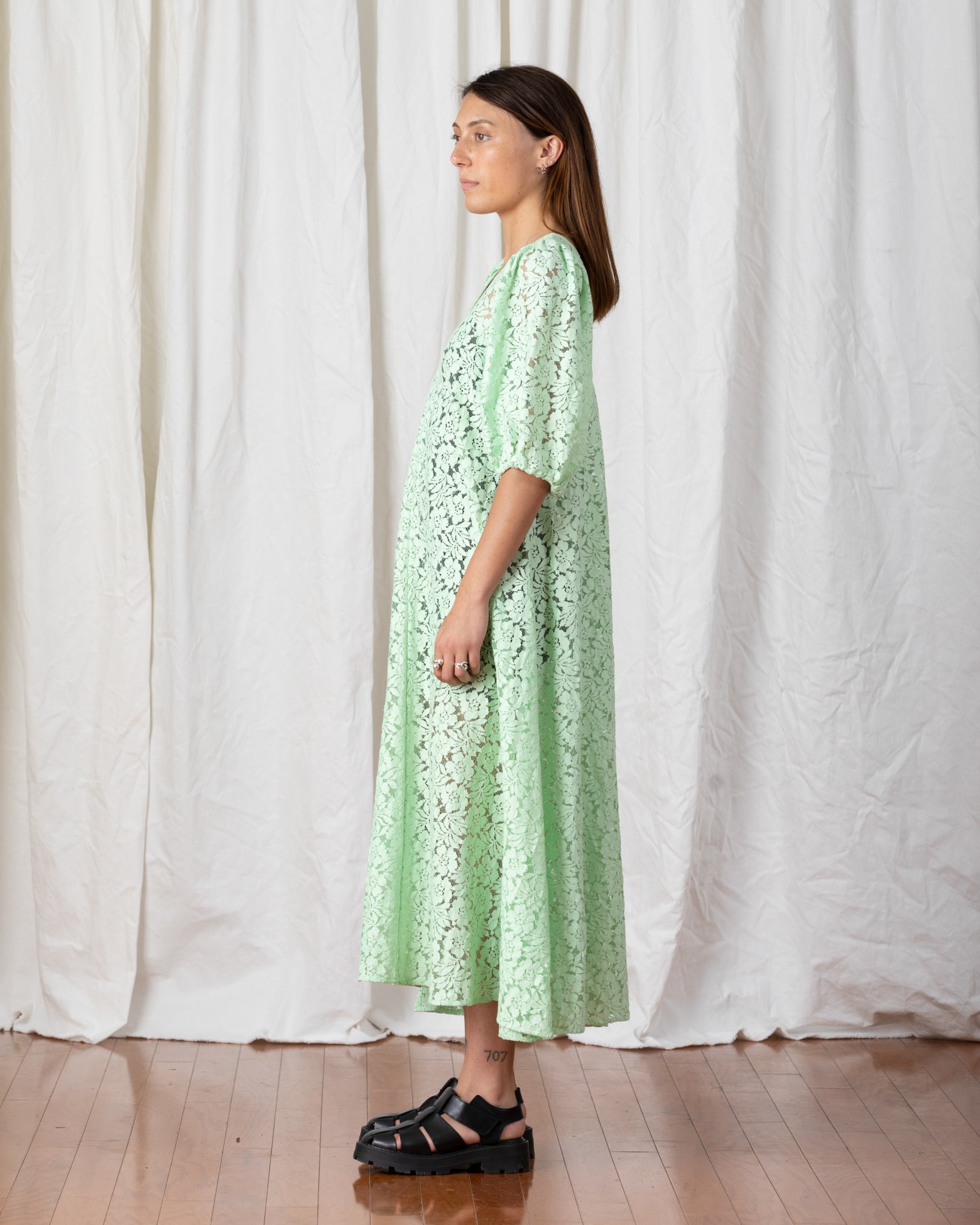 LACE DOUBLE V-NECK MAXI DRESS - SEA FOAM GREEN