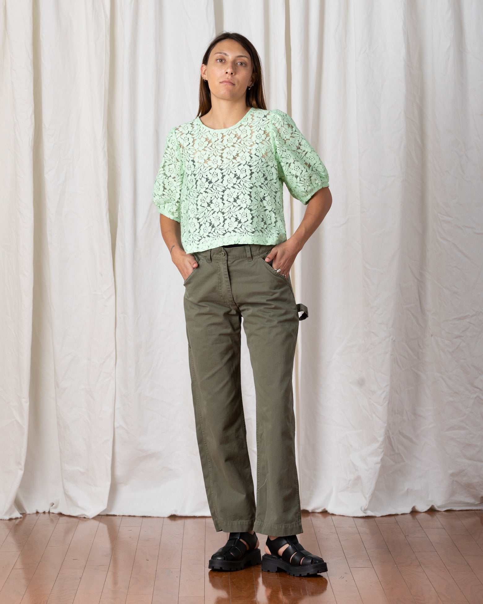 LACE PUFF SLEEVE TOP - SEA FOAM GREEN