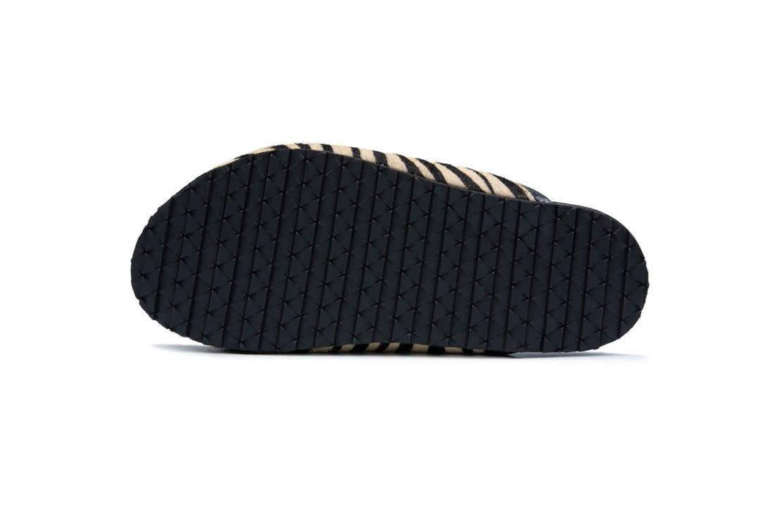 VIDA MULE - BLACK FAUX ZEBRA