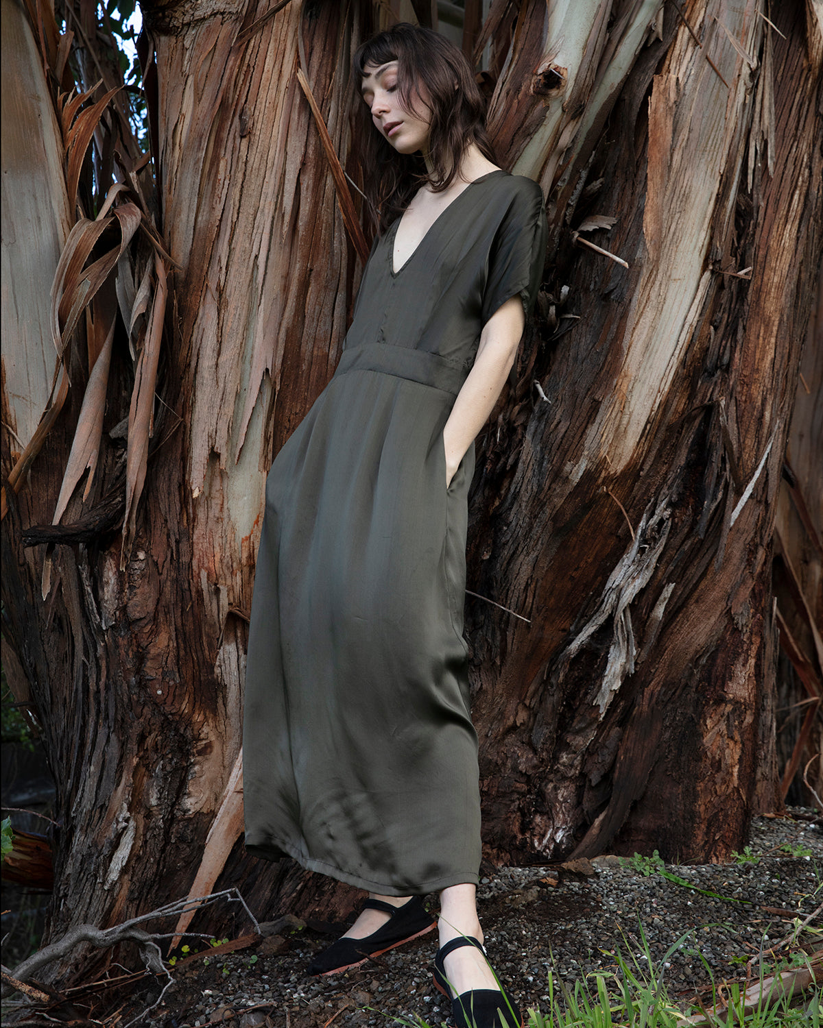 SAMPLE - DEEP V-NECK DRESS - BLACK