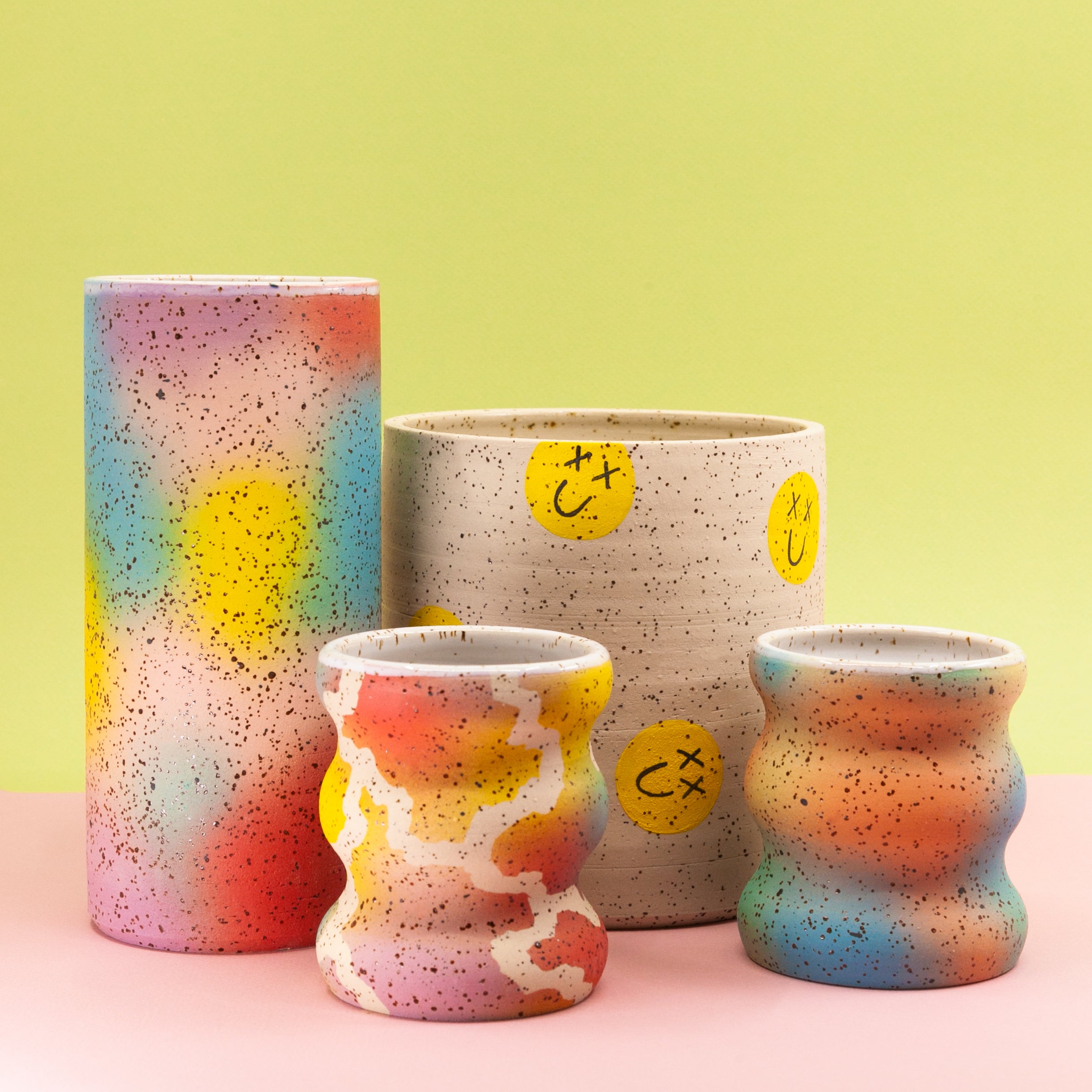 COLOR CLOUD CYLINDER VASE